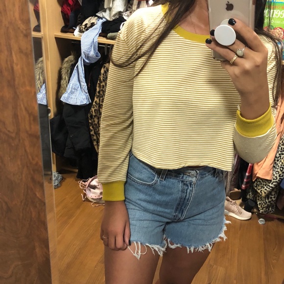 white a yellow long sleeve cropped top - Picture 3 of 6
